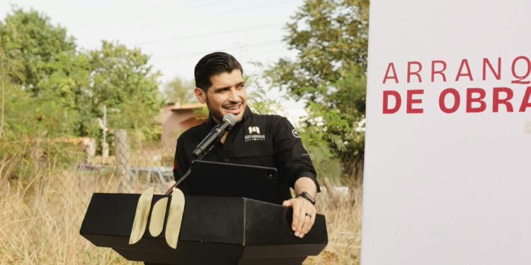 Beto Granados da arranque a obra de pavimentación en Hogares de Matamoros