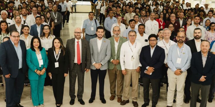 Beto Granados encabeza Primer Foro Estatal “El Agua en la Industria” en Matamoros