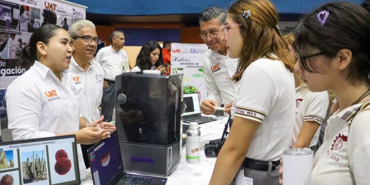 Celebra la UAT en Tampico jornada de divulgación de la ciencia