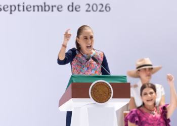 “No queremos injerencias ni intervencionismo”: Sheinbaum cierra gira en el Zócalo
