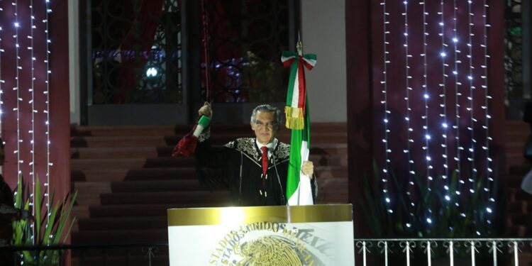Encabeza Américo Villarreal Grito de Independencia desde la capital tamaulipeca