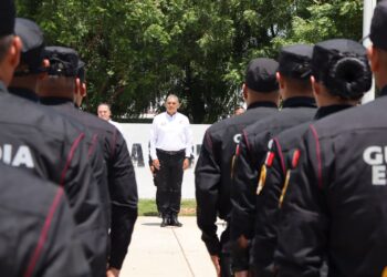 Entrega SSPT constancias a egresados del 22 escalón de Medicina Táctica Policial