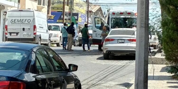Ahora asesinan a hombre en cochera en Reynosa en colonia Longoria