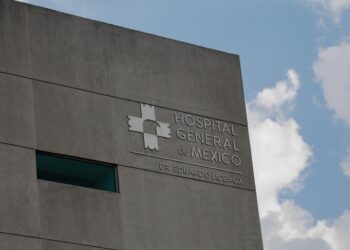 Médicos enferman de samonella en el Hospital General de México