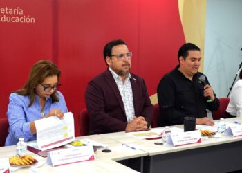 Prohibirán celulares en escuelas de Tamaulipas a partir de noviembre