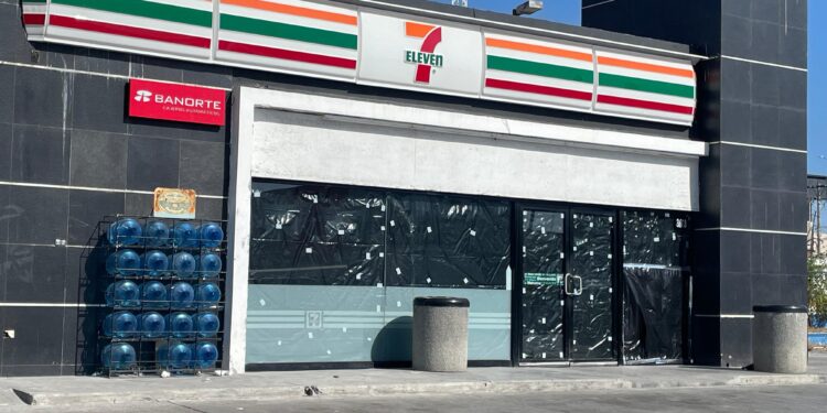 Seven y Farmacias Guadalajara no se van de Matamoros Beto Granados