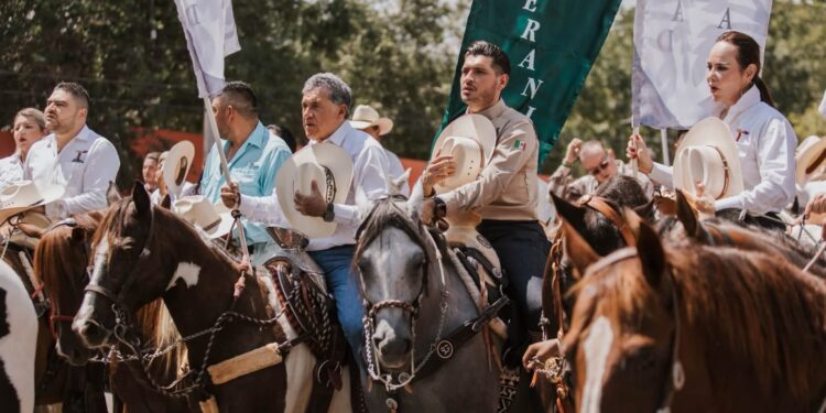 Cabalgata de la Unidad en Ciudad Victoria