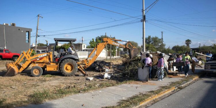 Jornada de descacharrización realizada en la colonia Santa Elena de Matamoros
