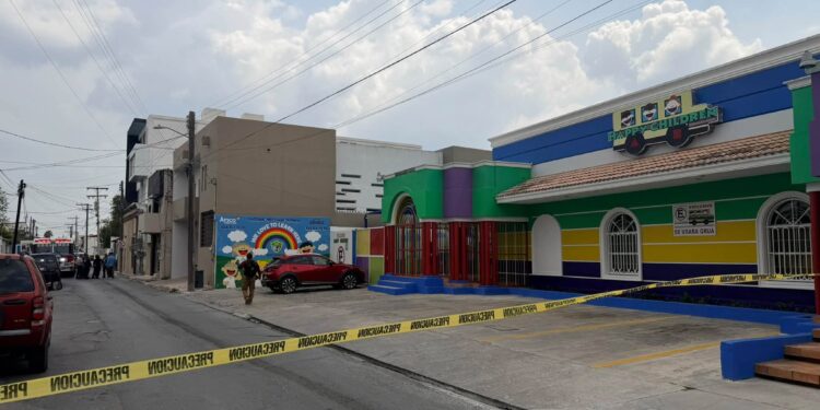 Evacúan colegio Happy Children por fuga de gas en Centro de Matamoros