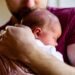 Amplían licencia de paternidad a cinco días en Tamaulipas
