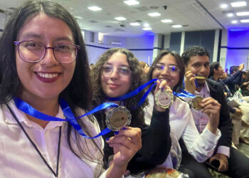 Estudiantes de la UAT ganan el primer lugar en el Maratón Nacional de Conocimientos ANFECA