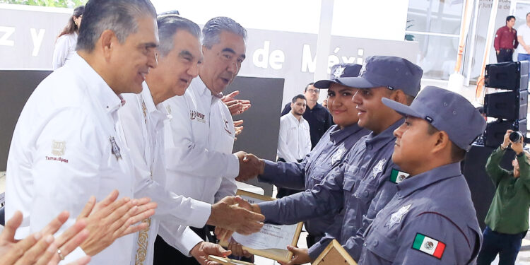 Anuncia Américo beca del 90% para que cadetes continúen estudios de Licenciatura en Seguridad Pública
