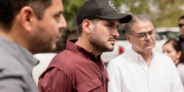Beto Granados supervisa trabajos de desfogue tras lluvias superiores a 17 pulgadas