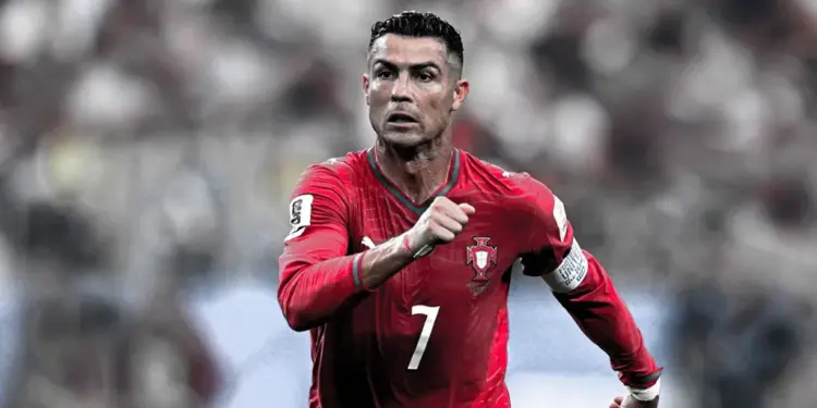 Suspenden a CR7 por abandonar a Portugal y lo multan ¡con 5 mil pesos!