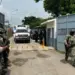 Riña en penal de Mazatlán deja nueve reos y un niño de dos años muertos