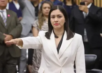 Blanca Cruz García asume presidencia provisional del INE