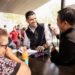 Acerca José Alberto Granados Fávila servicios municipales con el programa Martes en tu Colonia
