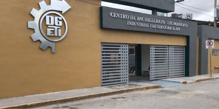 Esto pasó en el CBTIs 189 de Matamoros hoy ante reporte de alumnos intoxicados