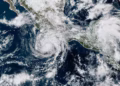 Huracán Trudy categoría 2 provoca lluvias intensas en el Pacífico mexicano
